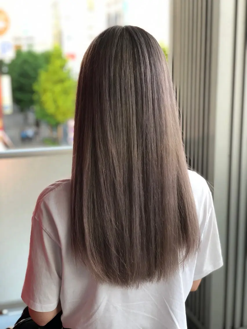 ロング カラー ベージュカラー 透明感カラー ミルクティーベージュ 永井大樹✨ 透明感カラー✨のヘアスタイル
