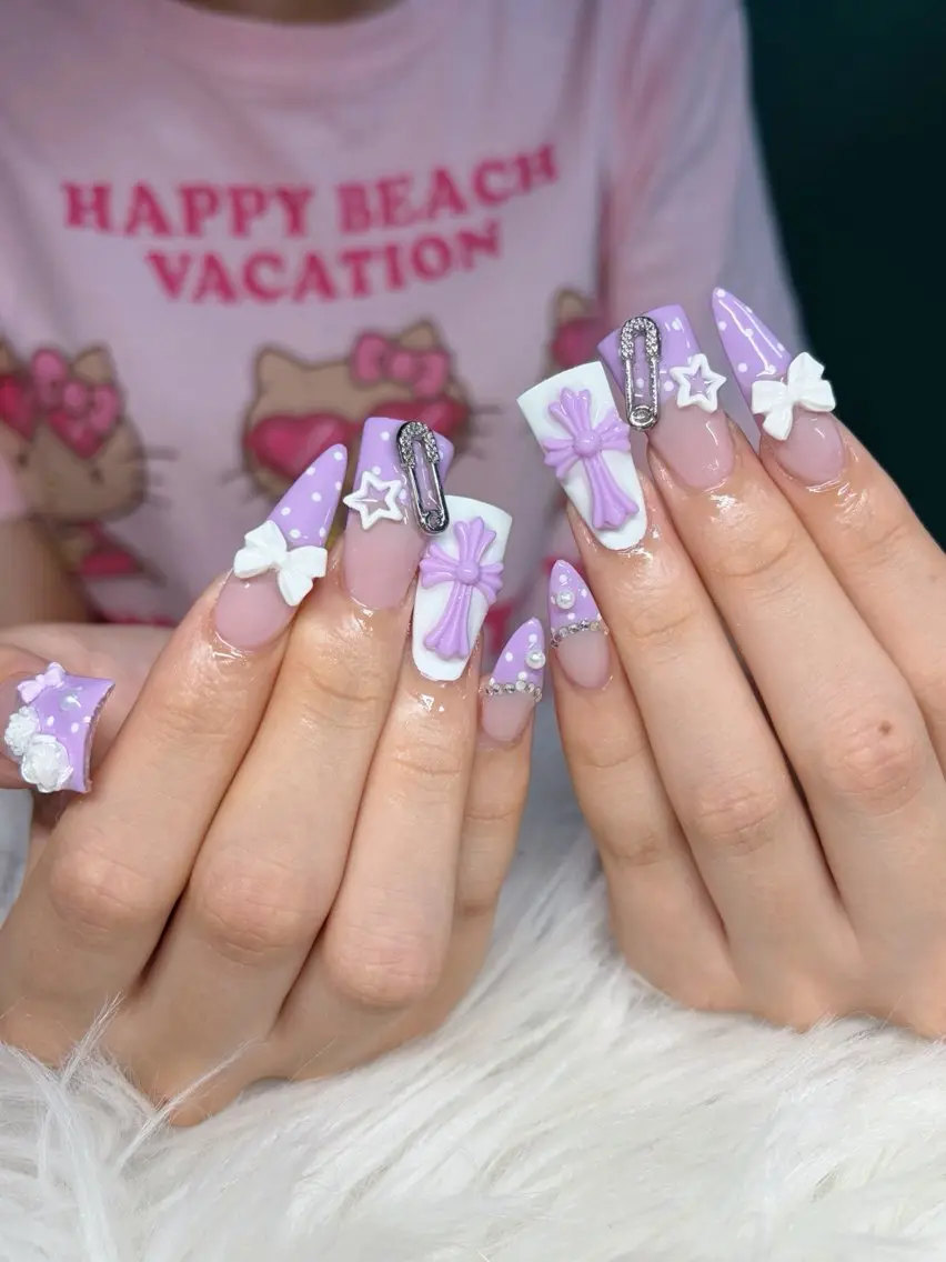 ネイル アートネイル オーロラネイル チークネイル 長さ出し フットネイル ハンドネイル Chan nailsのネイルデザイン