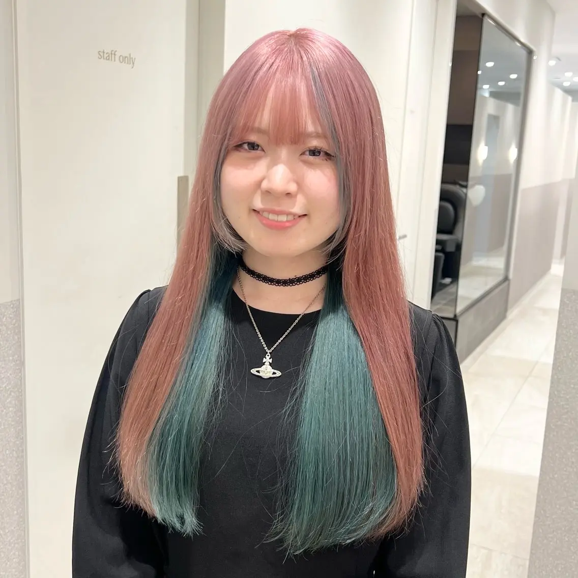 ロング カラー ブリーチ インナーカラー ヘアカラー 🩵ブリーチカラー MIORI🩵のヘアスタイル