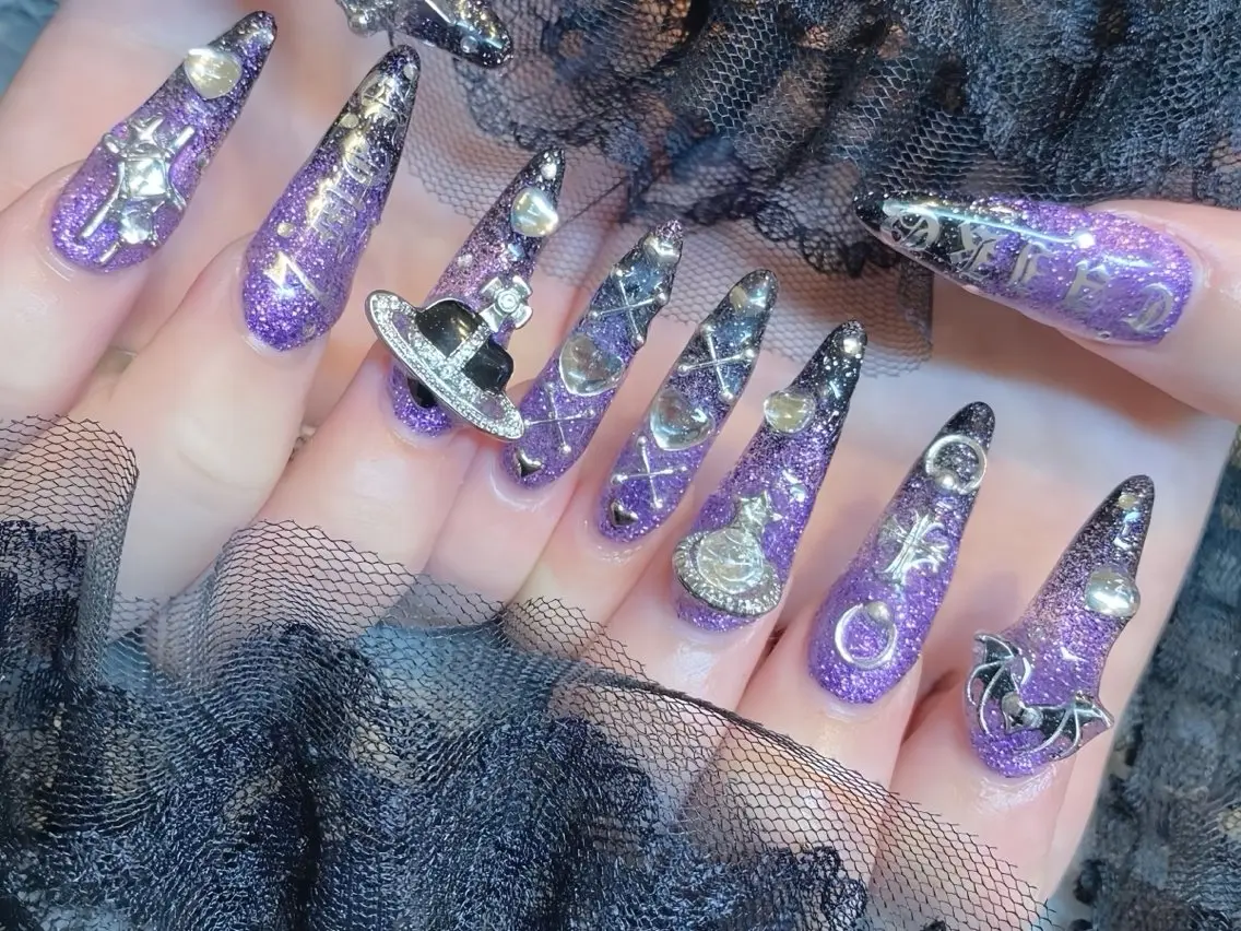 ネイル チークネイル フレンチネイル ガラスフレンチ グラデーション キラキラネイル ハンドネイル Rin Nail 新大久保店のネイルデザイン