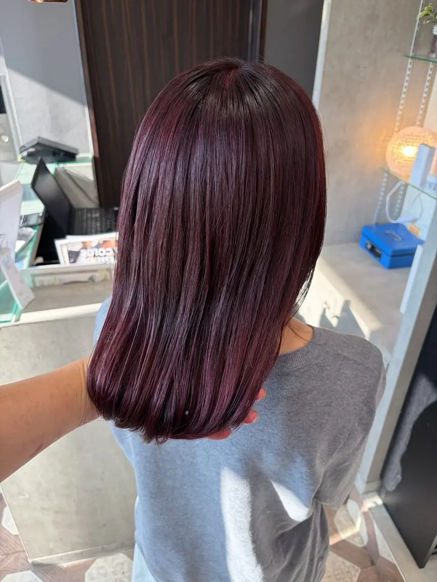ミディアム カラー ブリーチ ブラウンカラー ケアブリーチ 透明感カラー ダブルカラー ヘアカラー トリートメント 天神暖色カラー レイヤー・髪質改善のヘアスタイル