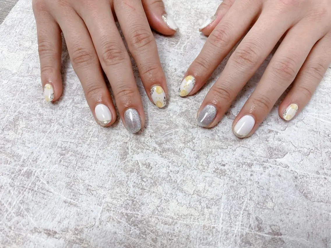 ネイル mogunail &blowのネイルデザイン