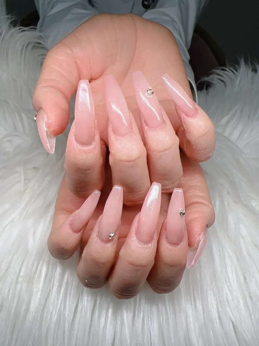 ネイル 長さ出し キラキラネイル マグネットネイル ネイルチップ 冬ネイル ハンドネイル Lee Nailsのネイルデザイン