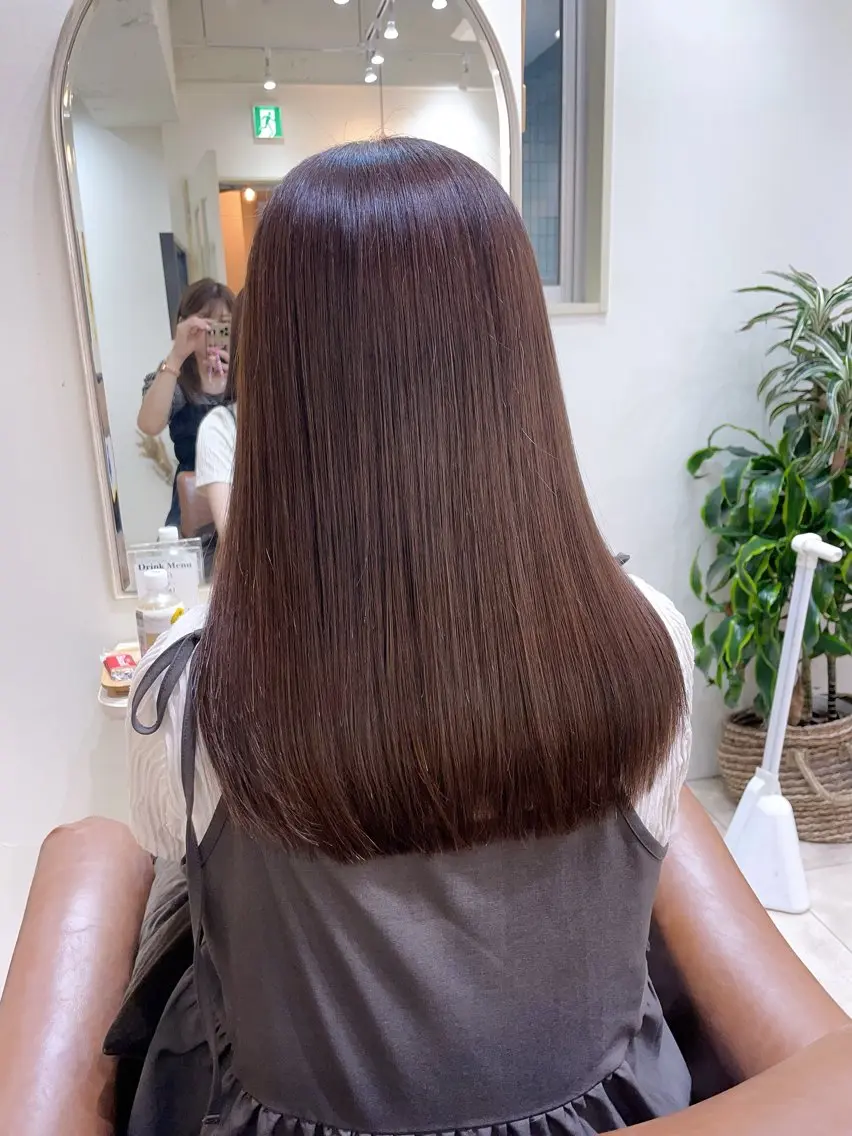 セミロング カラー カット ヘアカラー トリートメント 村山 茉衣のヘアスタイル