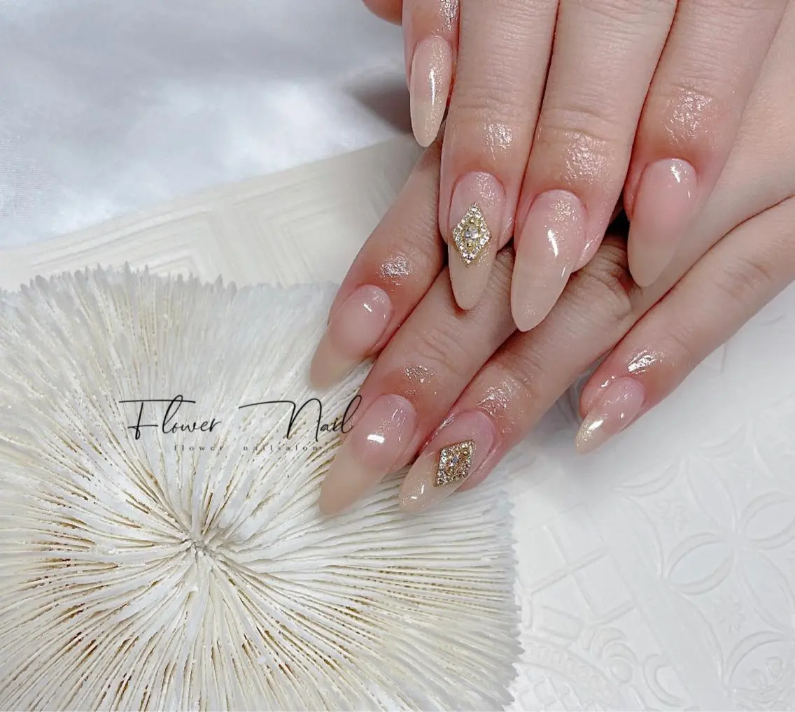 ネイル ストーンネイル Flower nailのネイルデザイン