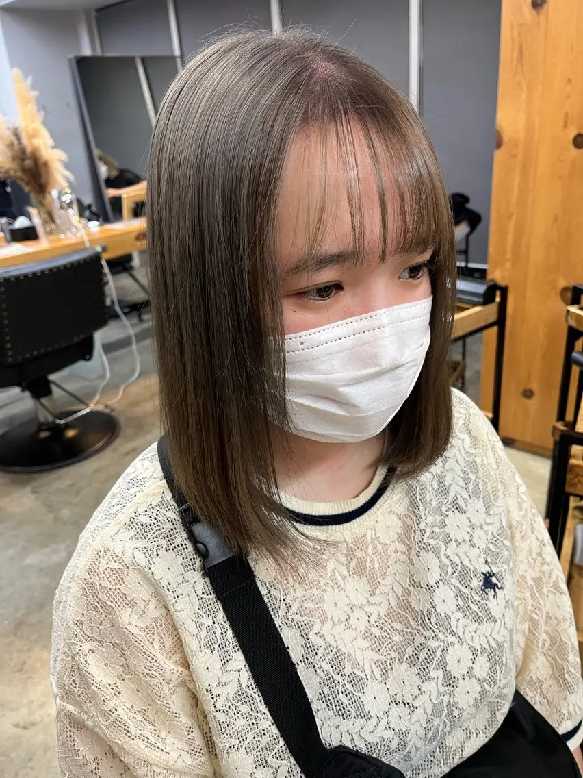 セミロング カラー ROCCO east MIYOのヘアスタイル