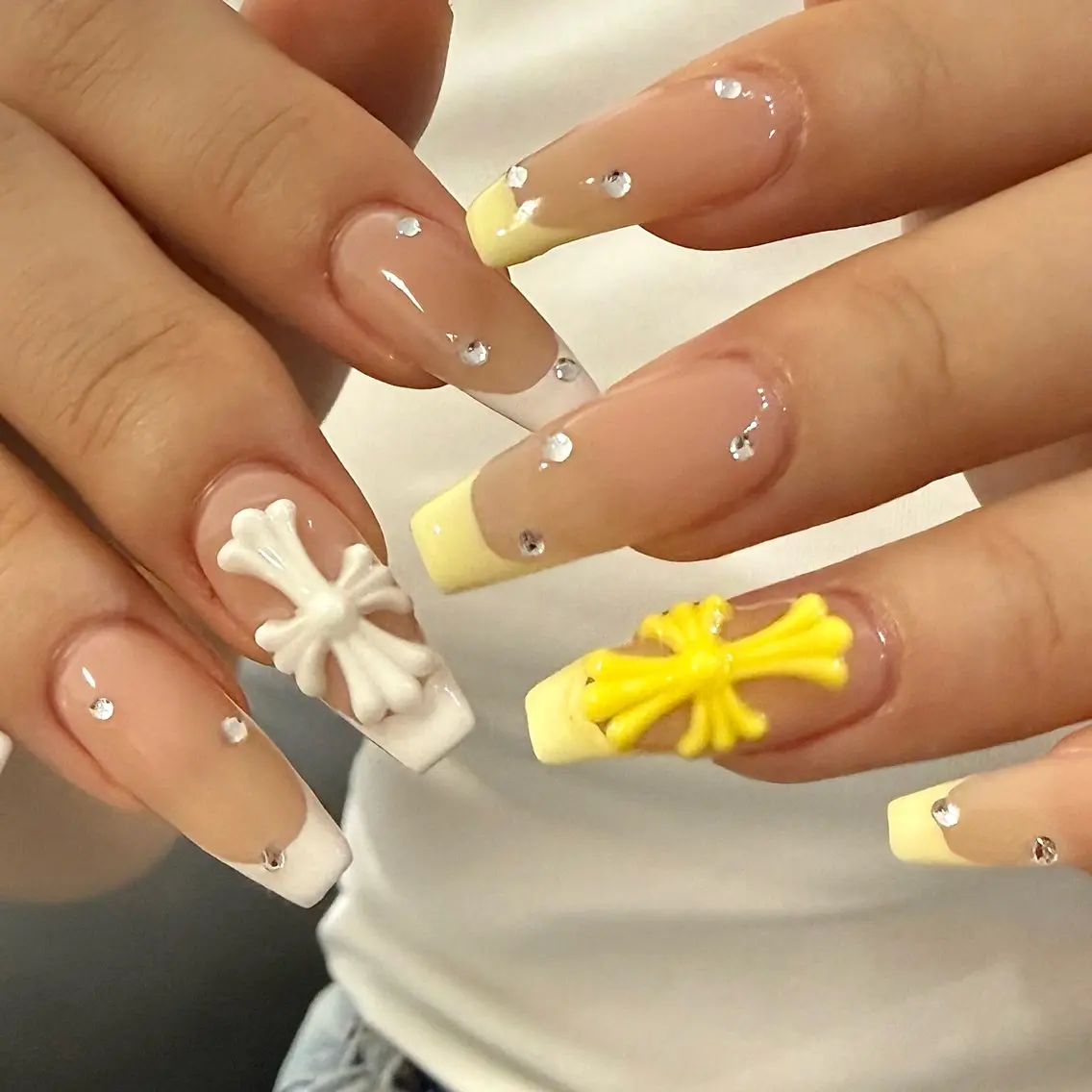 ネイル ハンドネイル 💅🏽 SHIORI🌙のネイルデザイン