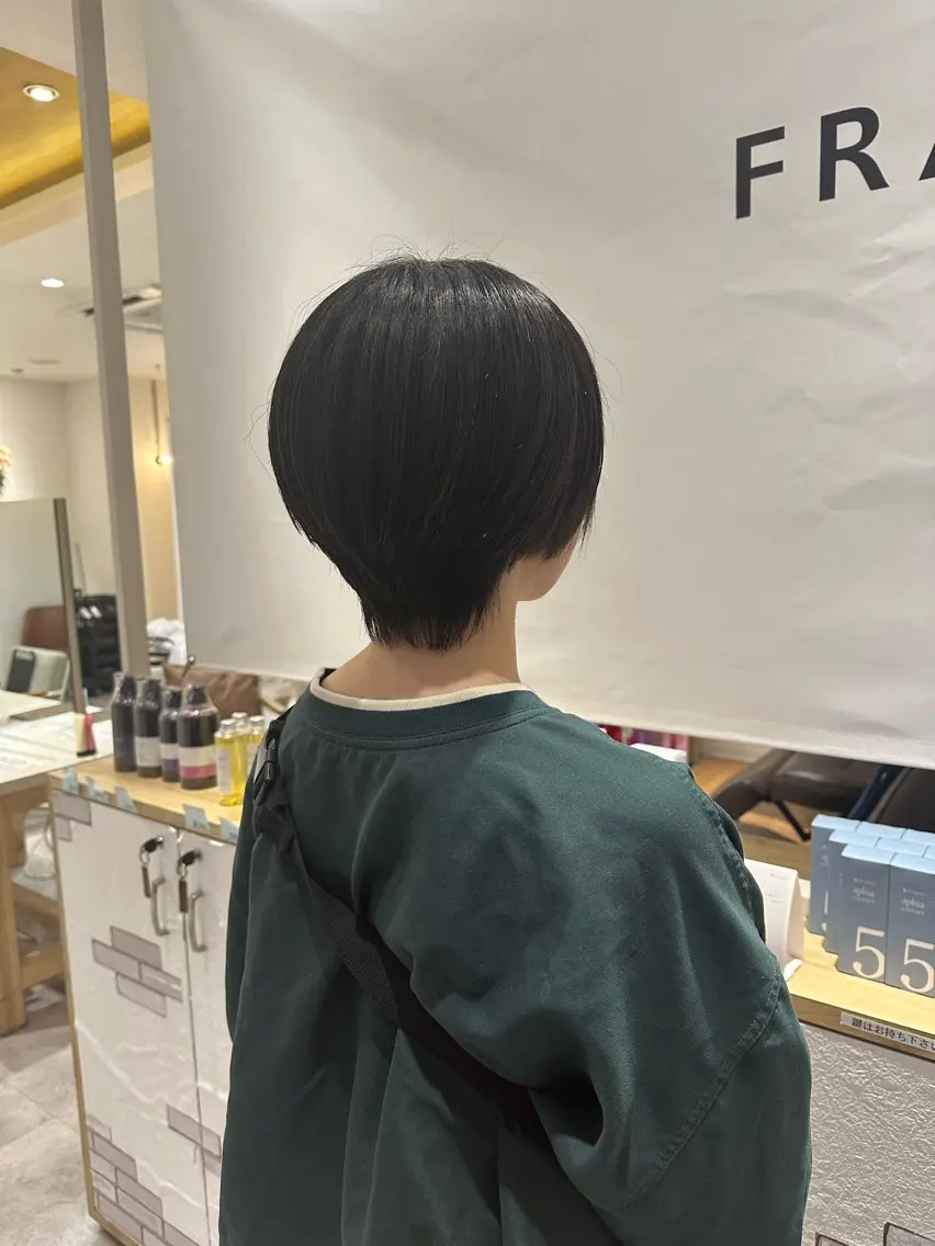 ショート ショートヘア 柴崎 悠乃のヘアスタイル