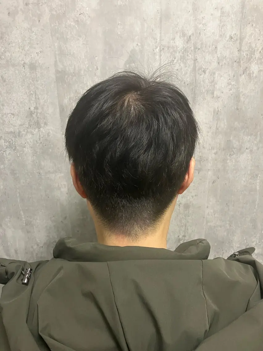 ショート カラー メンズ SAKI SAKIのヘアスタイル