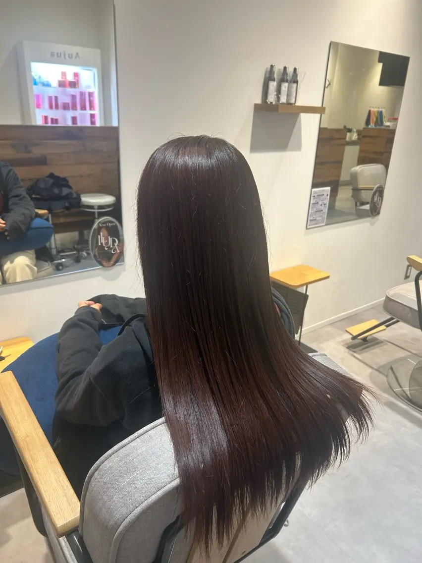 カラー 小林 睦季のヘアスタイル