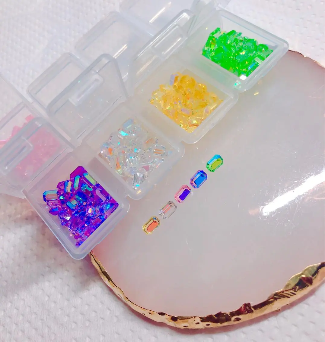 ネイル クリアネイル CROWN プライベートサロンのネイルデザイン