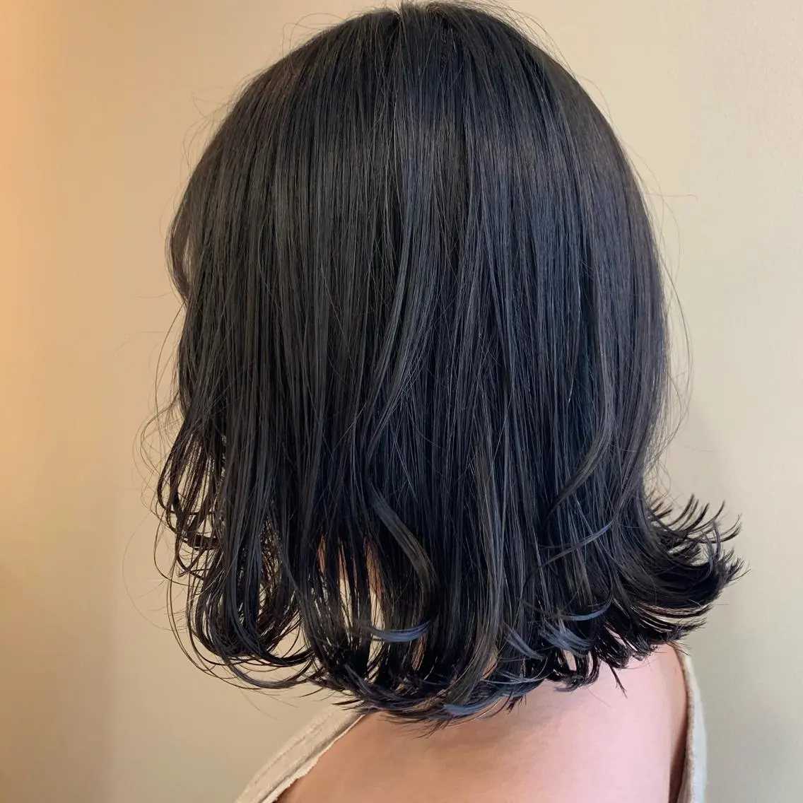 ショート カット ヘアカラー トリートメント 暖色/ブリーチカラー 🎀 M i k uのヘアスタイル