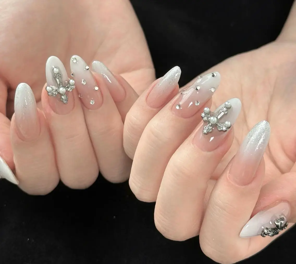 ネイル ハンドネイル 🎀 NaNa_nailのネイルデザイン