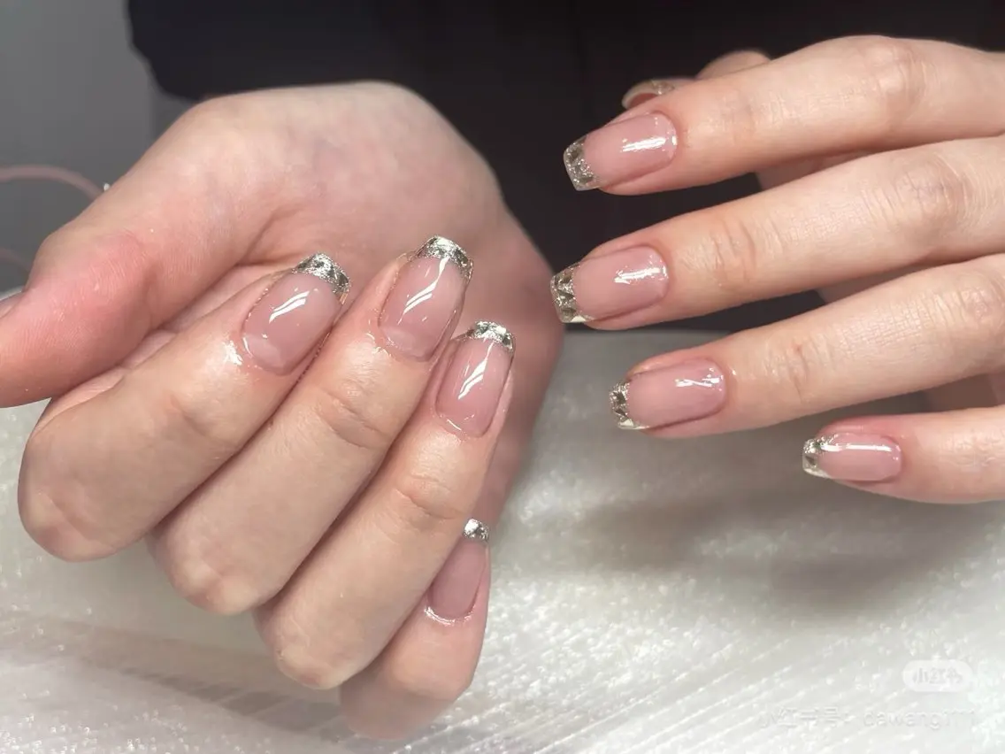 【Hand】オシャ可愛★今話題のガラスフレンチネイル 3580  <トレンドネイルも当店で♪>の写真