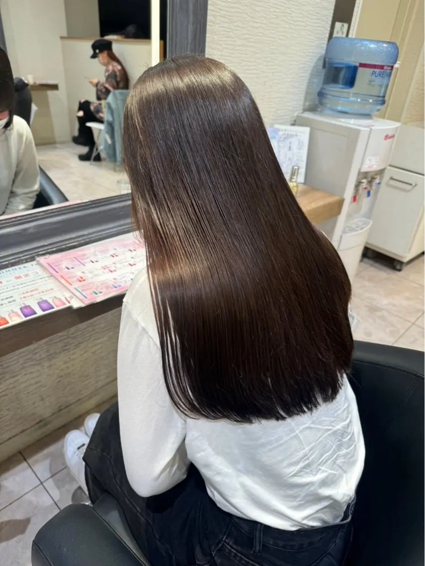 【梅雨撃退☔️】カット + 縮毛矯正 + Aujua 3 step トリートメントの写真