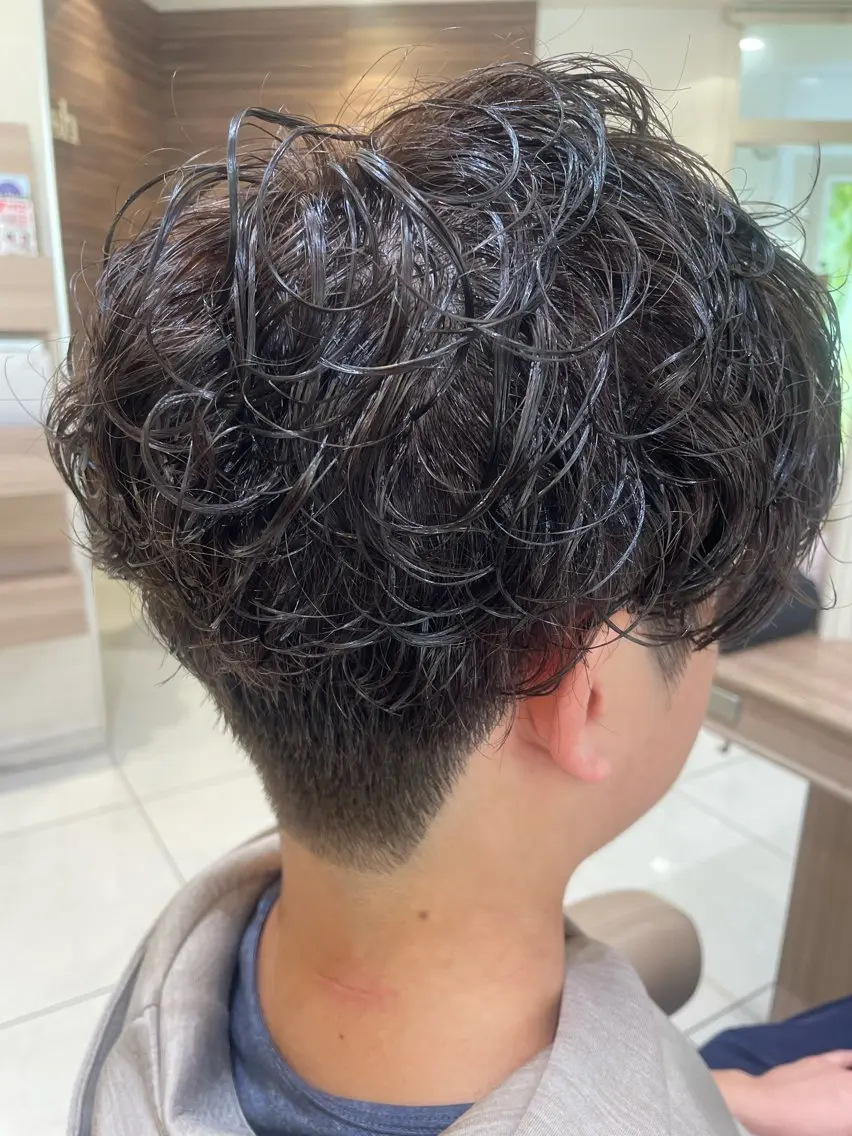 ショート パーマ ヘアアレンジ メンズ カット パーマ 韓国ヘアメイク🎀/ 縮毛矯正✨山本媛香のヘアスタイル