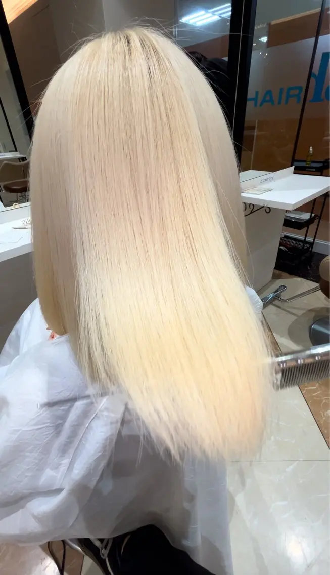 ショート カラー ブリーチ 髪質改善 カット ヘアカラー トリートメント 💎縮毛矯正💎 髪質改善・店長 伊藤のヘアスタイル
