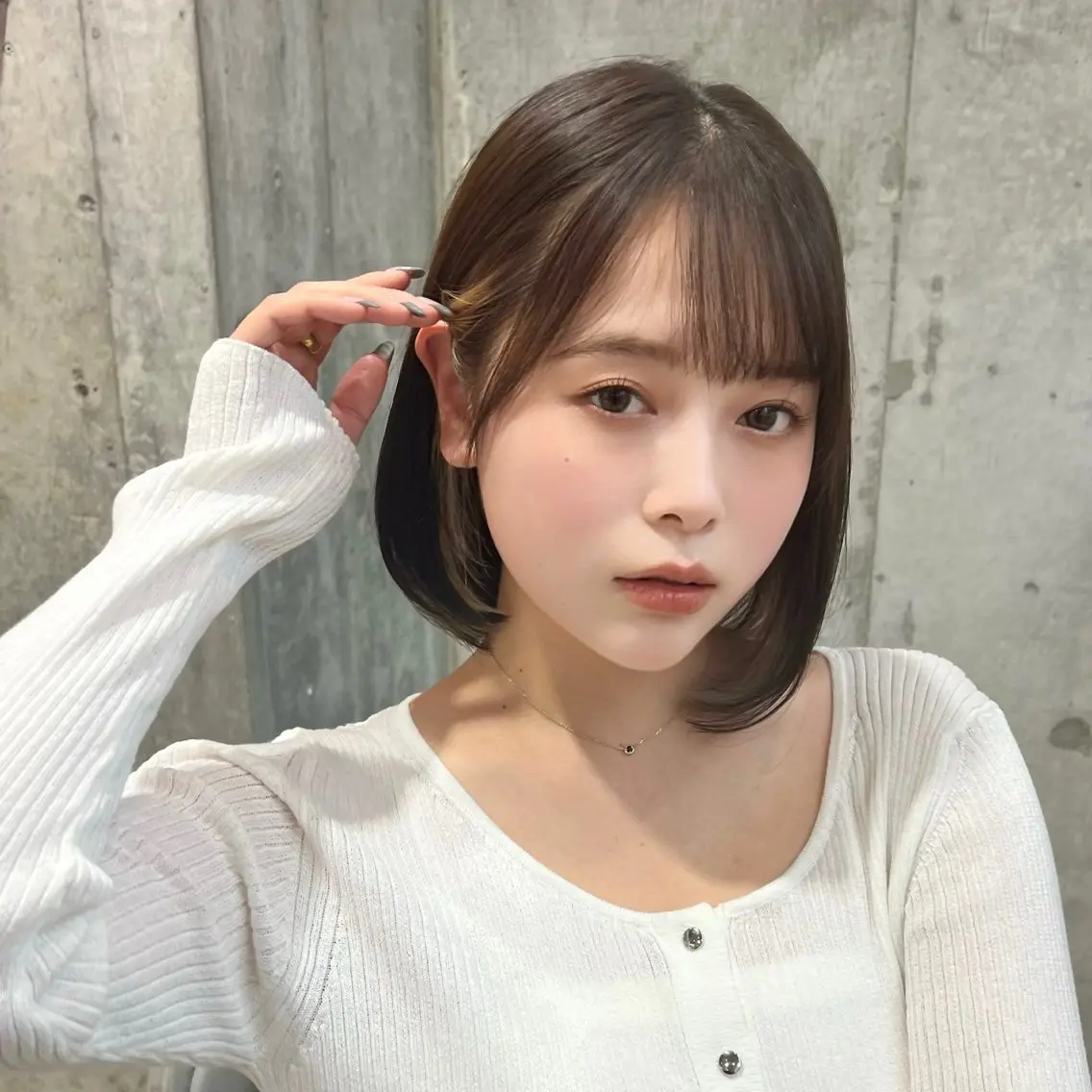 広がり対策☆韓国風カット+ポイントストレート+選べる髪質改善トリートメントの写真