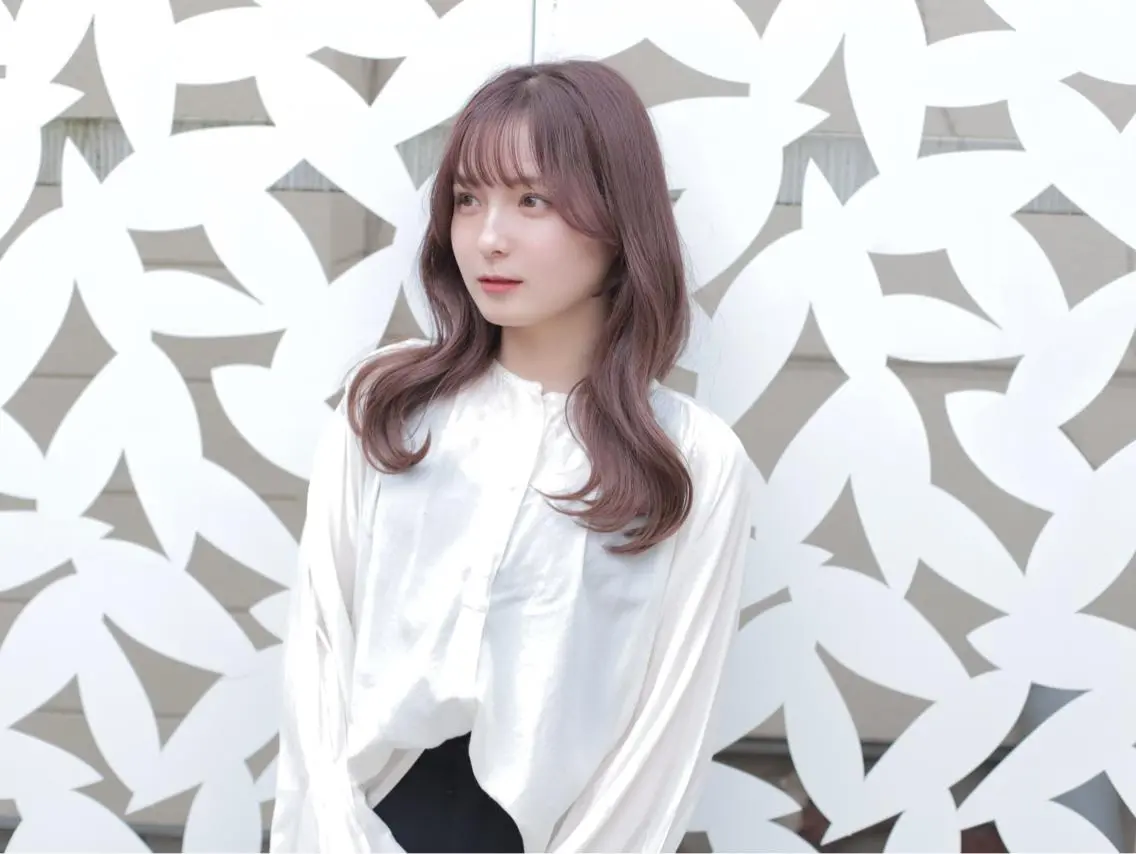 セミロング カラー 韓国風ヘア 盛れる顔周りカット ♥️韓国ヘア"ちぇるのヘアスタイル