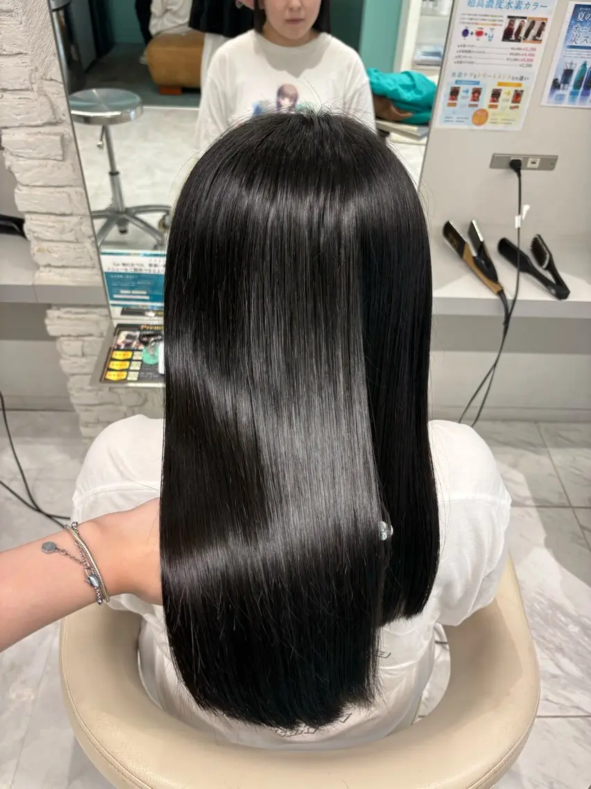 ロング Lee堀江 Yuuhaのヘアスタイル