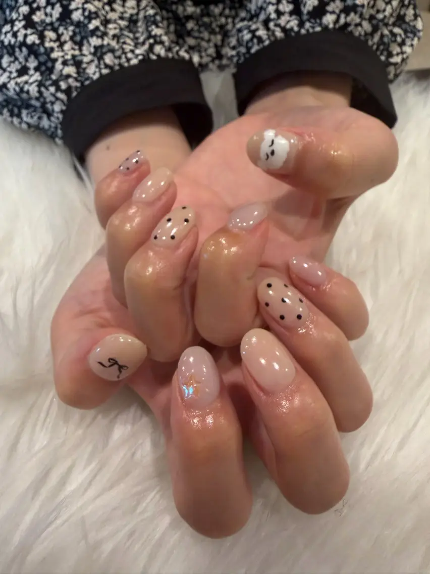 ネイル ドット ハンドネイル Nobody_ Yuiのネイルデザイン