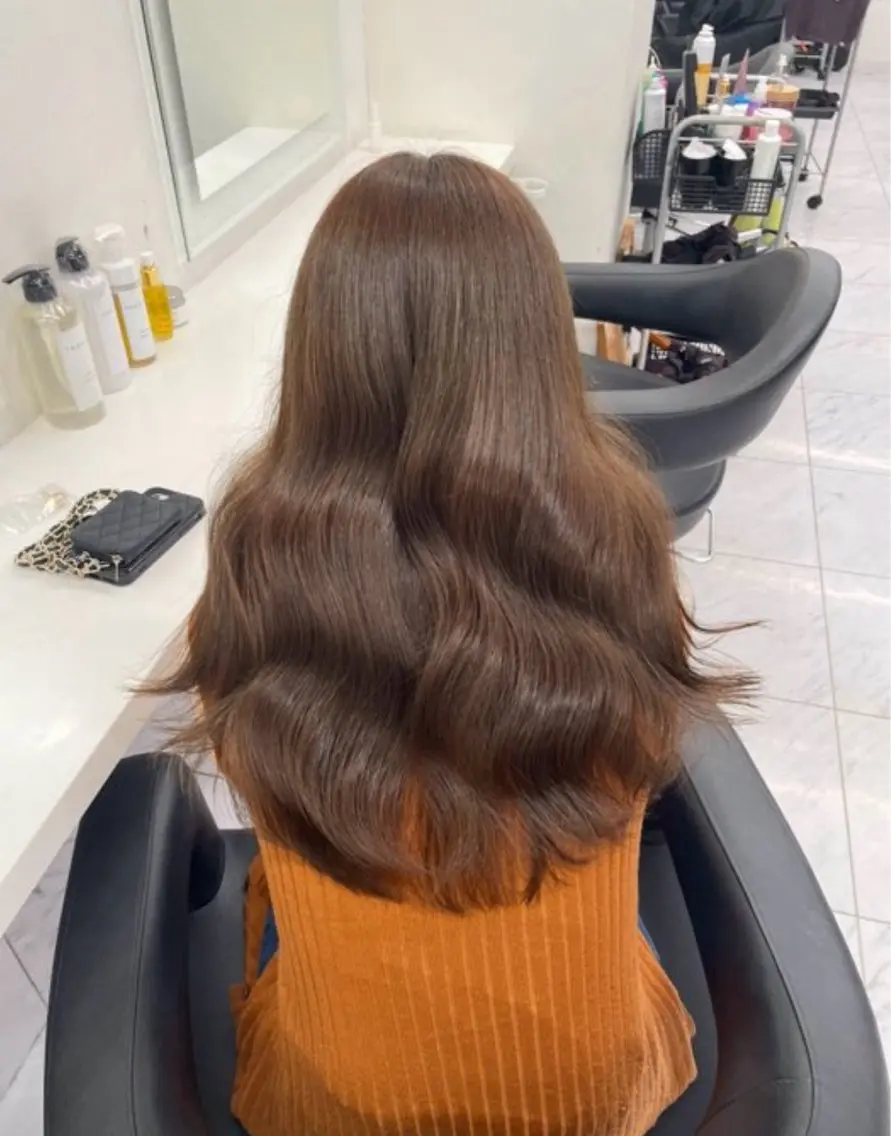 ロング ヘアカラー トリートメント 🤍透明感カラー/ 韓国風レイヤー🤍のヘアスタイル