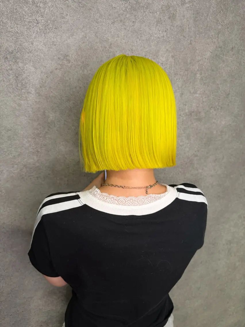 ショート カラー ハイトーンカラー イエローカラー ボブ カット ヘアカラー トリートメント ハイトーンカラー／ ボブ/KOBAのヘアスタイル