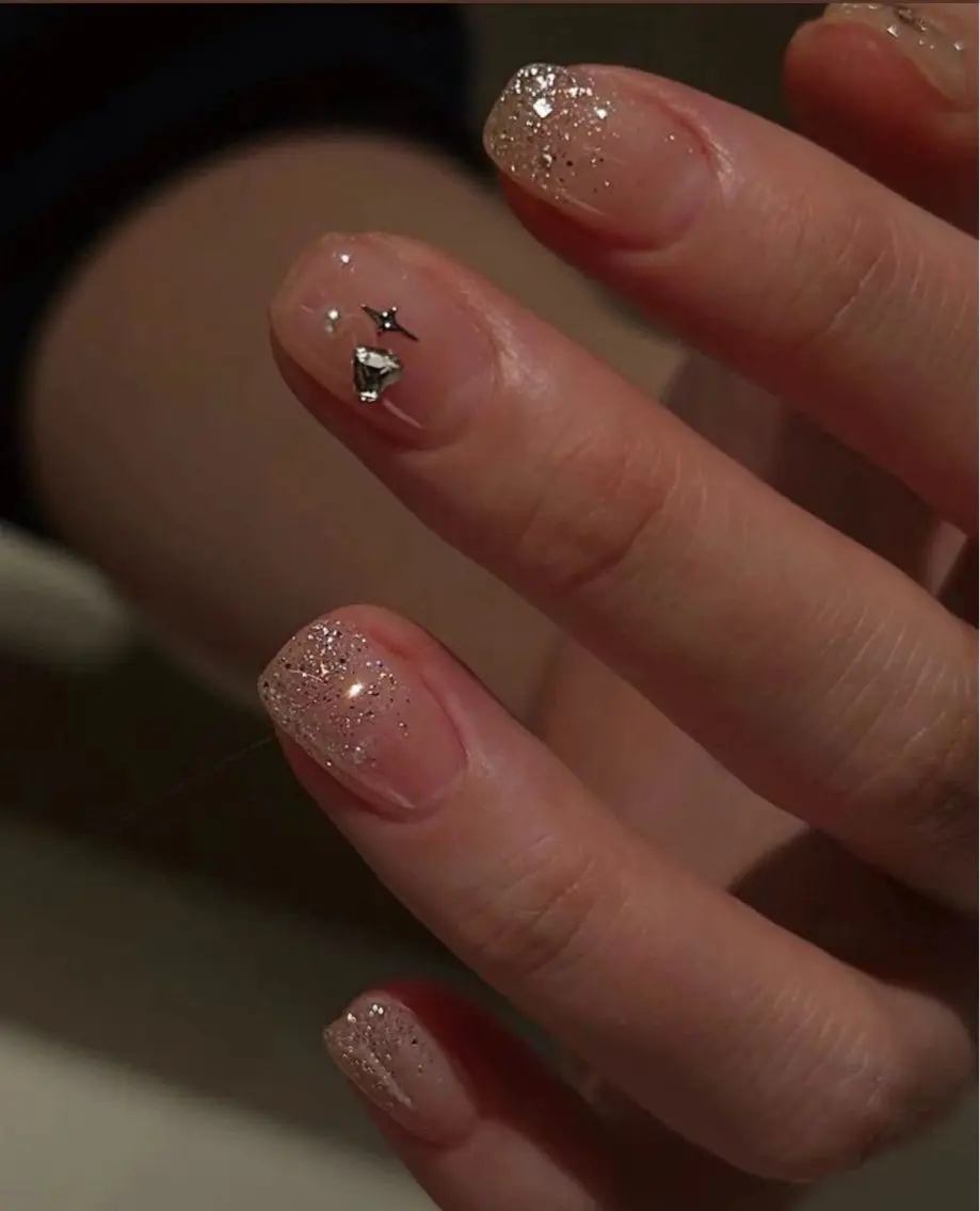 ネイル シンプルネイル Gemini nail.Yukiのネイルデザイン