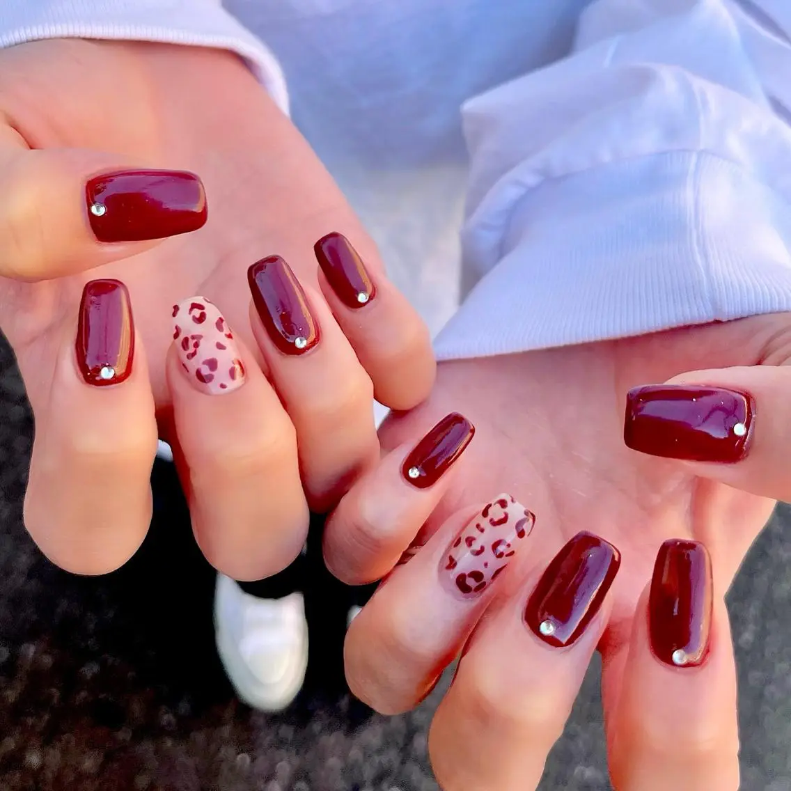 ネイル ストーンネイル ハンドネイル Nail Salon　Ｋのネイルデザイン