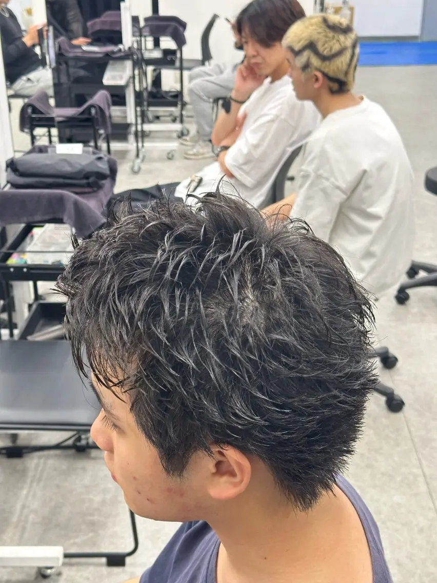 ショート メンズ カット ロン毛/スパイキー/ フェザー/トムのヘアスタイル