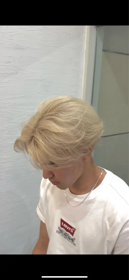 カラー メンズ 河野 大輝のヘアスタイル
