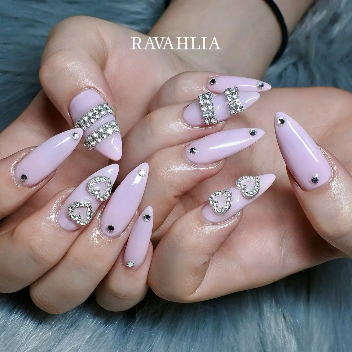 ネイル アートネイル ハンドネイル nail room RAVAHLIAのネイルデザイン