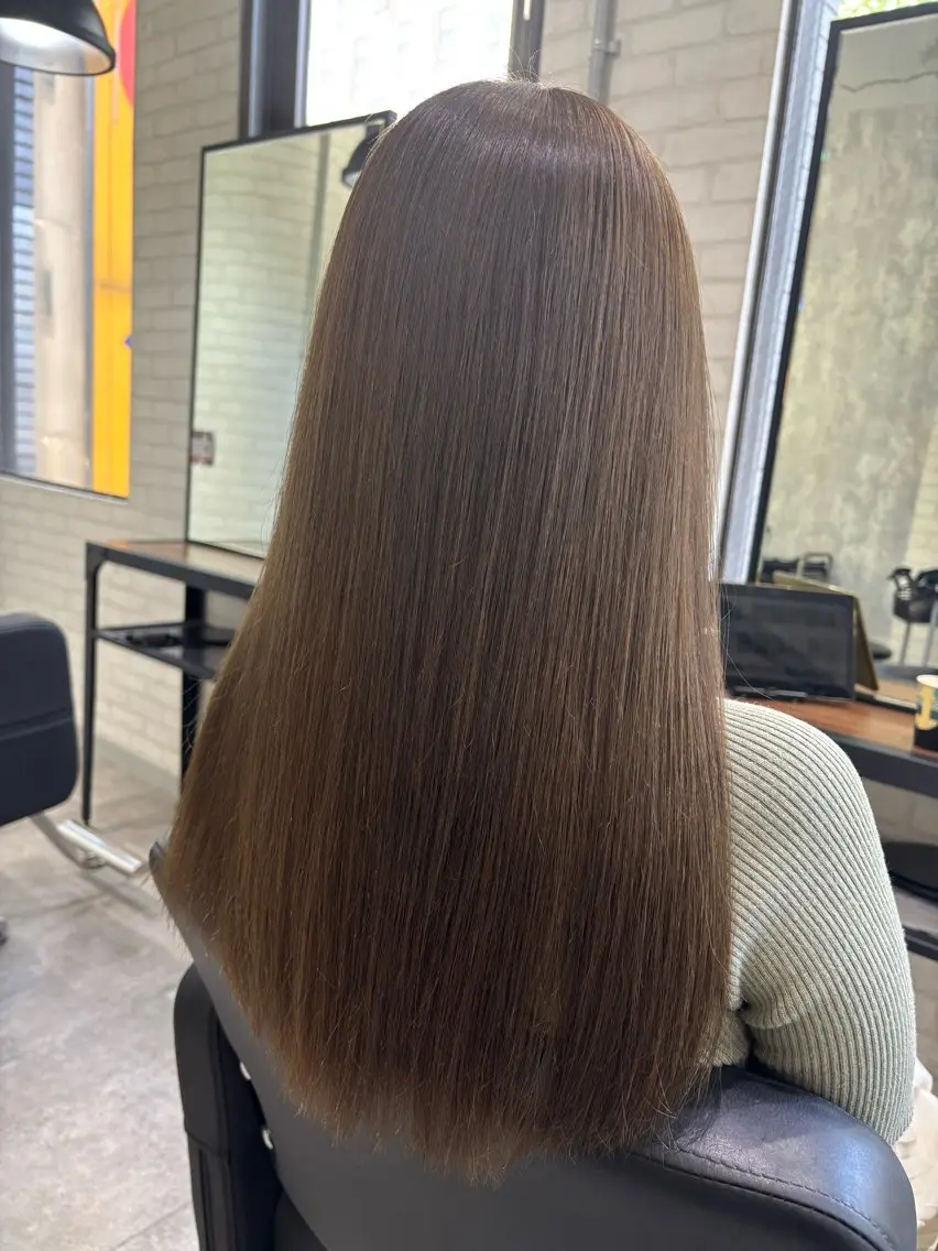 ロング カラー ヘアアレンジ ヘアカラー トリートメント kei🤎ベージュ /透明感カラー/博多のヘアスタイル