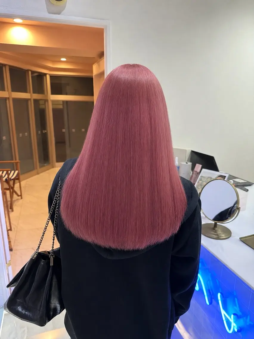 ロング カラー ヘアカラー モテ艶🪄ベージュ カラー🧸RUKAのヘアスタイル
