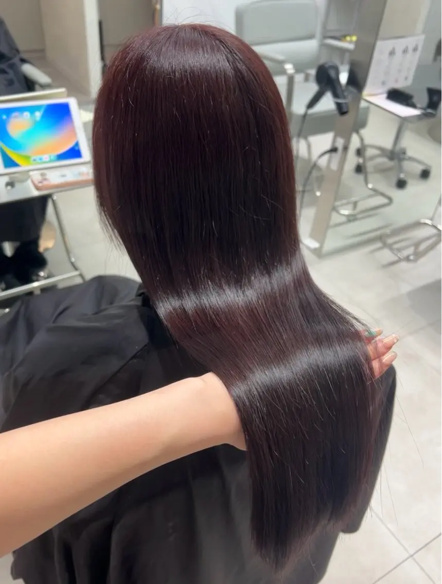 ロング YUNA /栄/透明感カラーのヘアスタイル