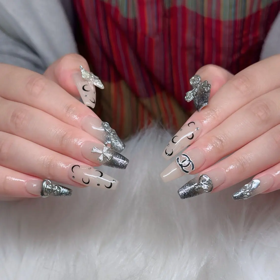 ネイル フットネイル フレンチネイル グラデーション 韓国ネイル ロングネイル ハンドネイル HOT Nail Salonのネイルデザイン