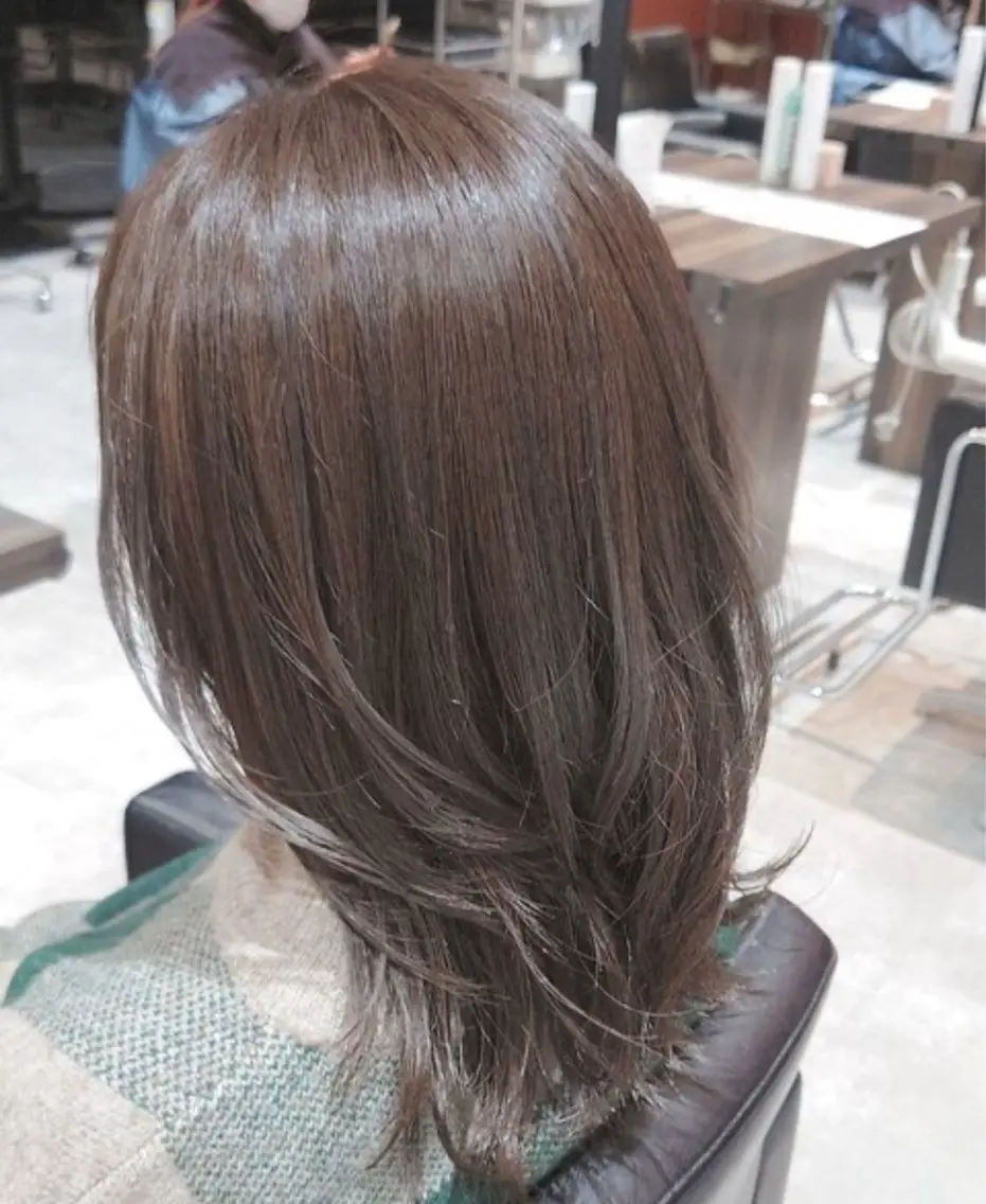 カラー ブラウンカラー ナチュラルブラウン 豊川 絢子のヘアスタイル