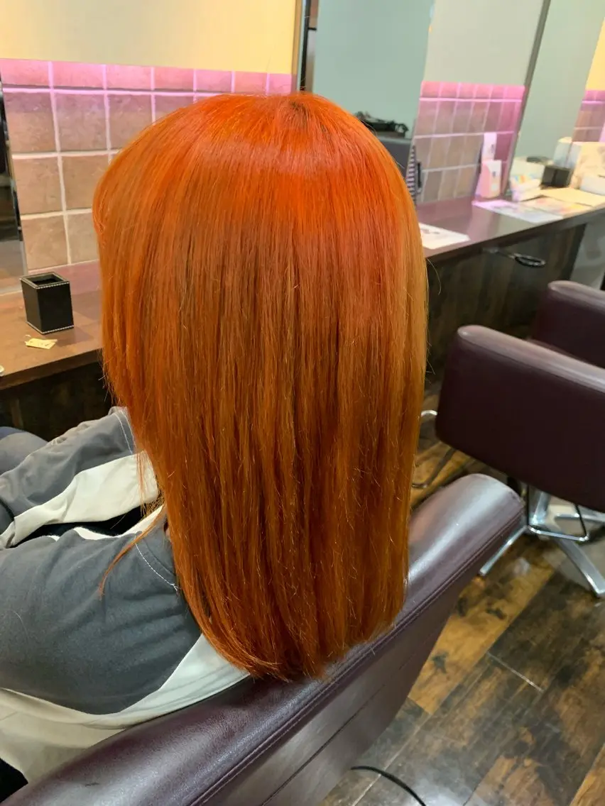カラー ヘアカラー 佐藤 舞のヘアスタイル