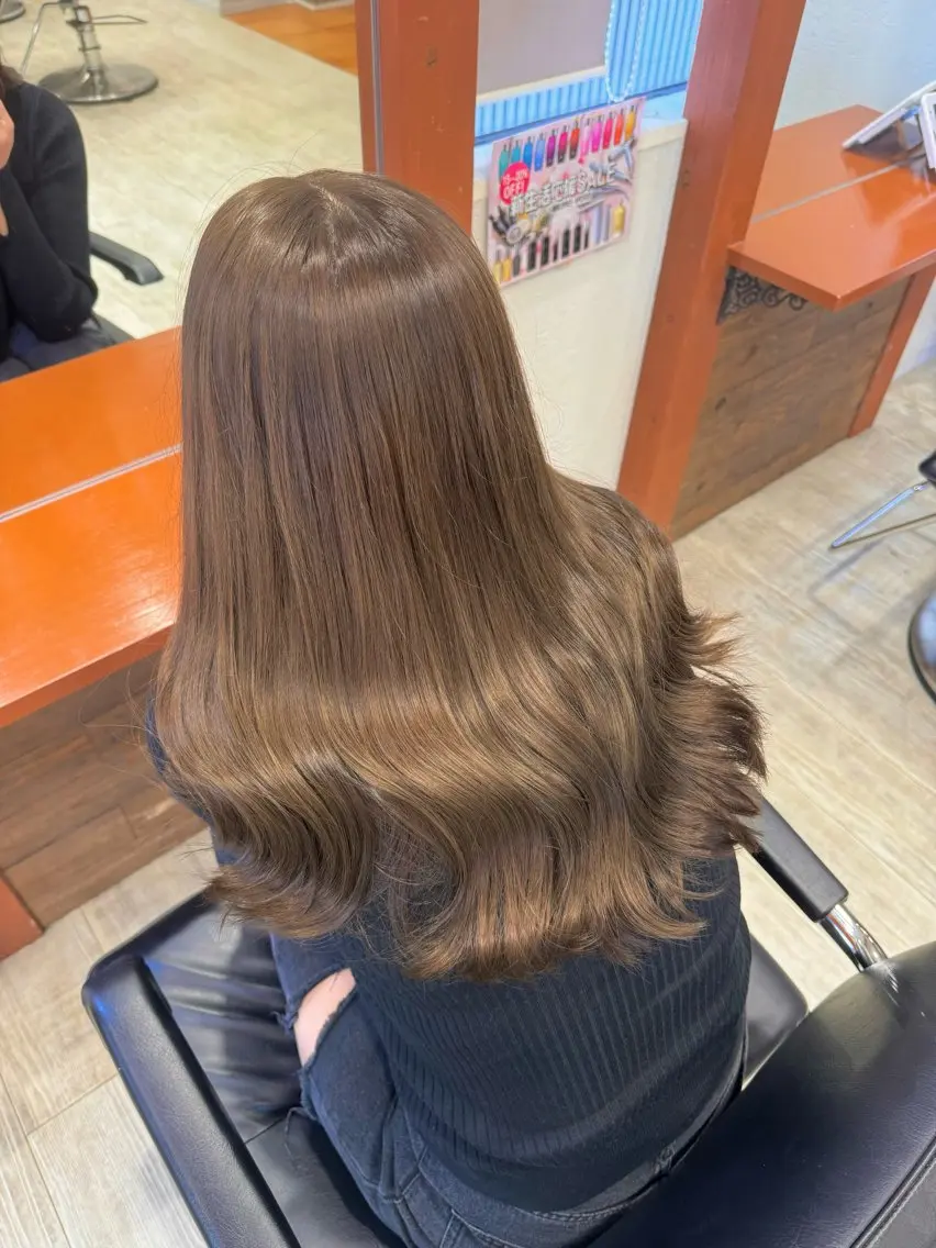 ロング カラー ヘアアレンジ okada riruのヘアスタイル