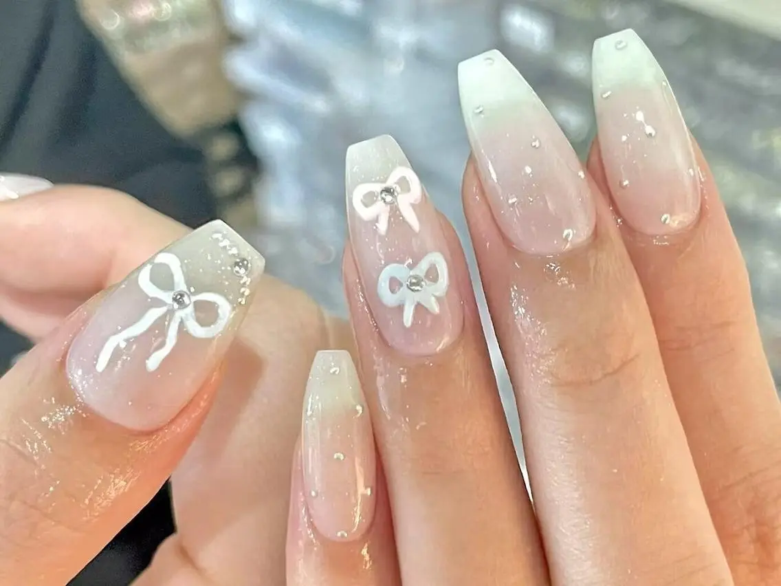 ネイル One Plus Nail Salonのネイルデザイン