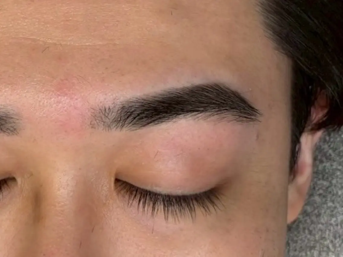 アイブロウ メンズアイブロウ 眉毛ワックス脱毛 ワックス脱毛 その他(アイブロウ) 【眉×フェイシャル】 FRAME/品川の眉毛・アイブロウイメージ