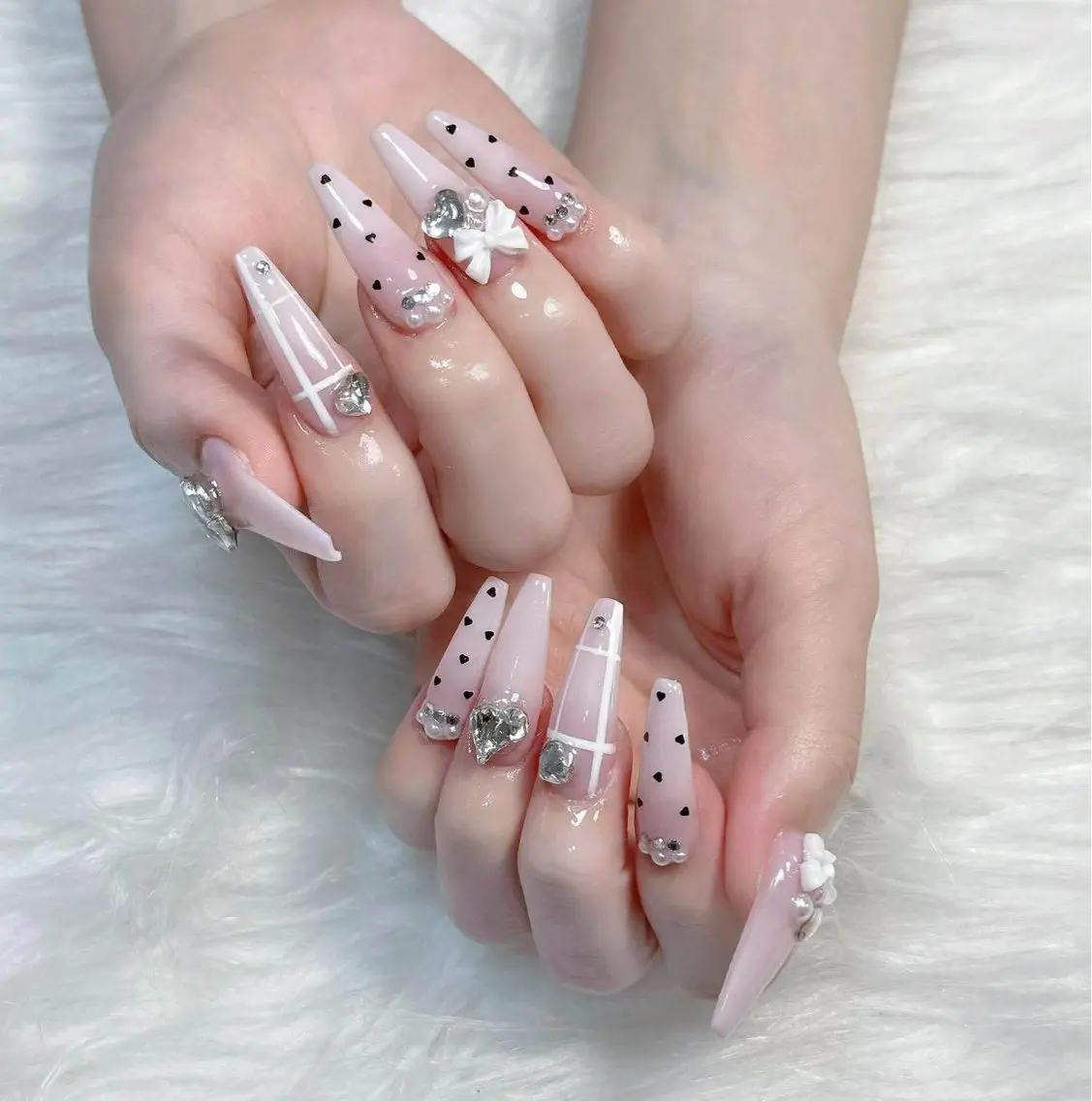ネイル Hin Hana Nailのネイルデザイン