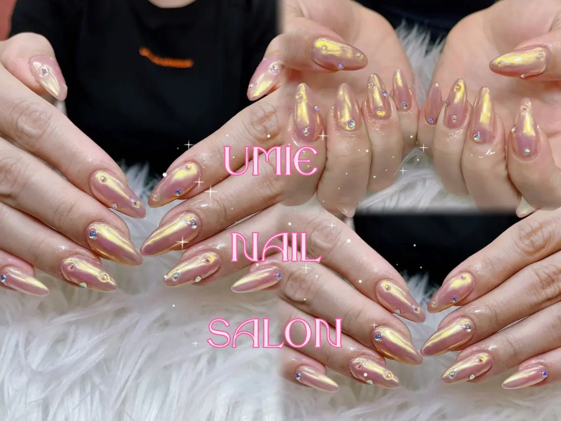ネイル フットネイル フレンチネイル グラデーション キラキラネイル 韓国ネイル UMIE NAIL SALONのネイルデザイン
