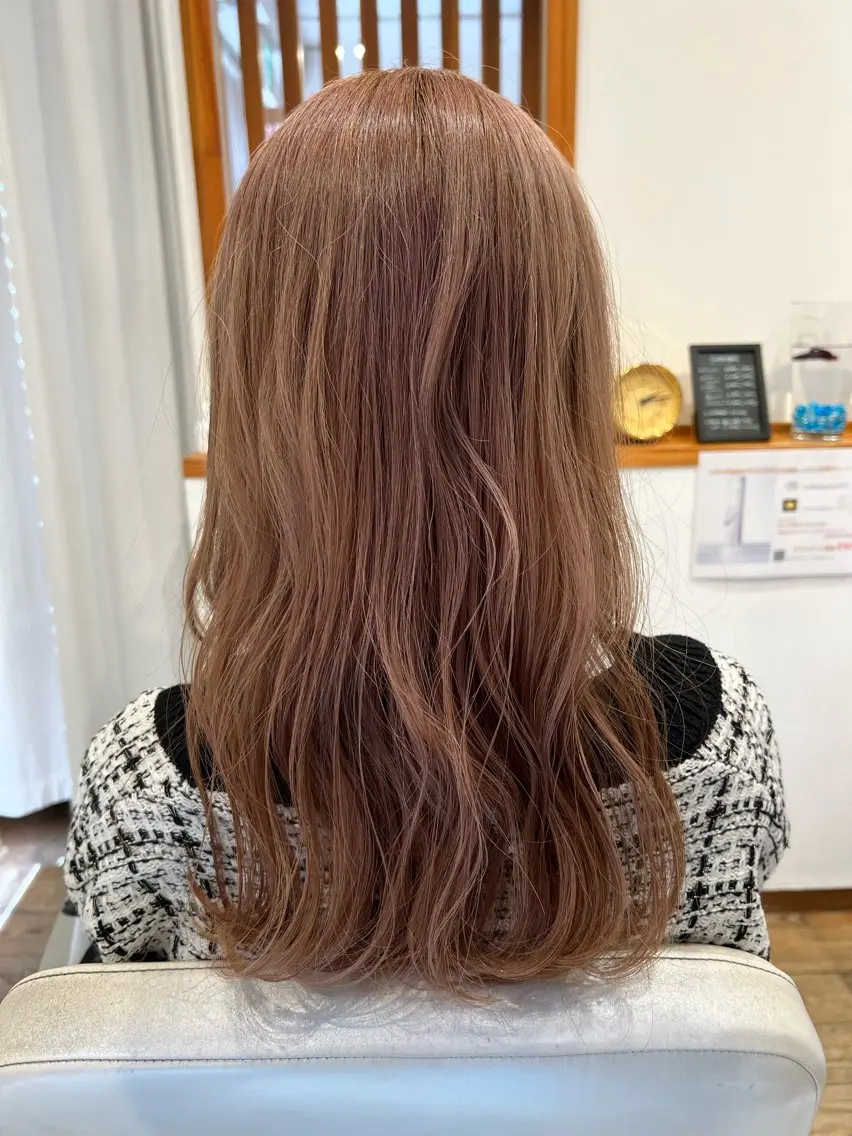 * 【ブリーチなし】 ブリーチを使わないダブルカラー+前髪&顔まわりカット *の写真