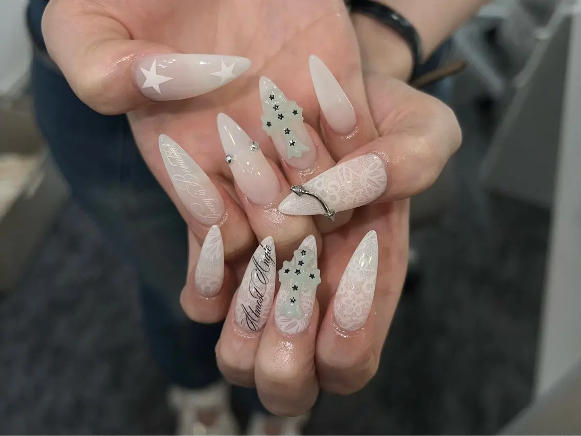 ネイル チークネイル 長さ出し フレンチネイル ジェルネイル ガーリー ハンドネイル Sora  Nail Studioのネイルデザイン
