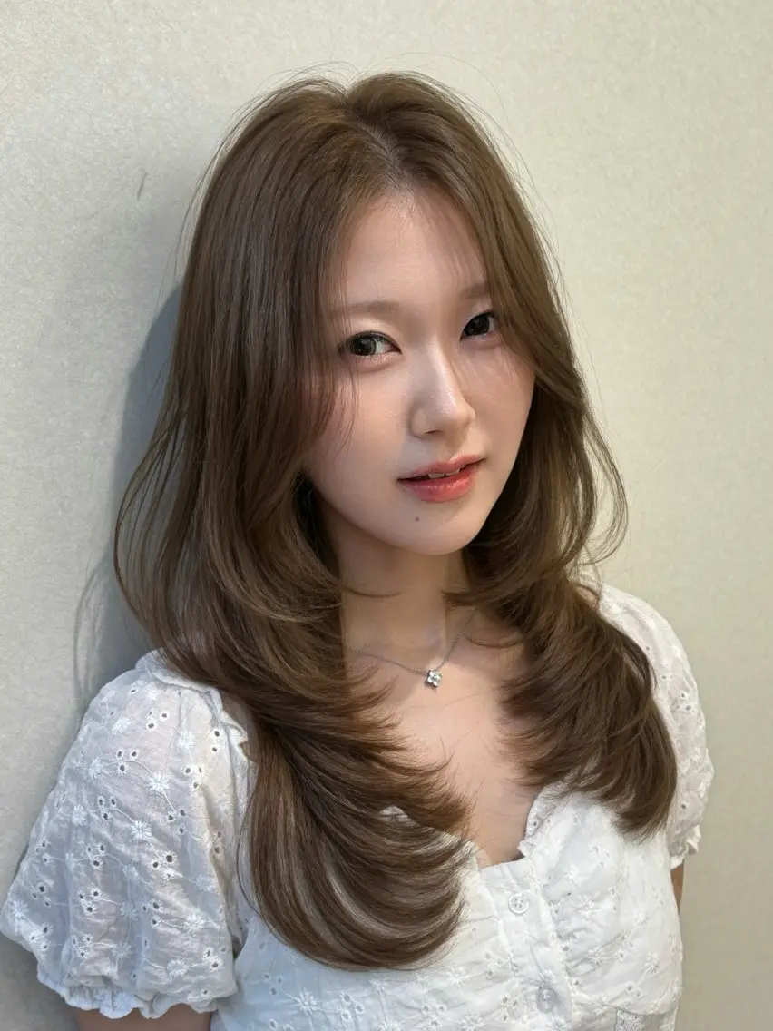 ロング 《期間限定無料》 レイヤー専門✂️のヘアスタイル