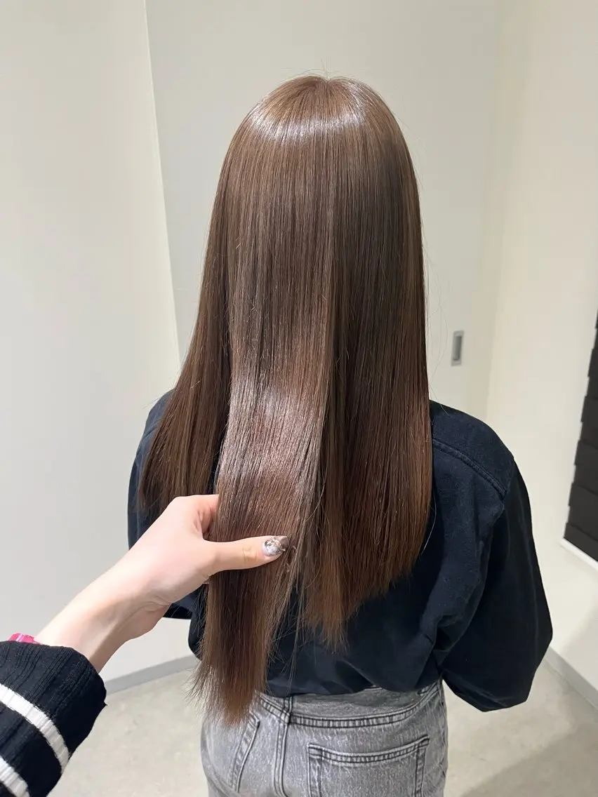 セミロング カラー カット ヘアカラー トリートメント イロアイヘアー Renのヘアスタイル