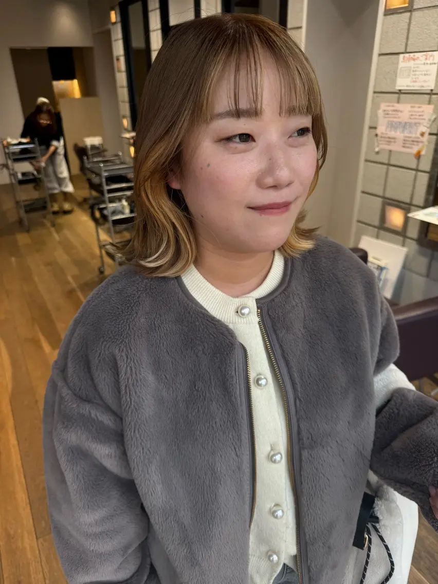 ミディアム ヘアカラー 松本 夏海のヘアスタイル