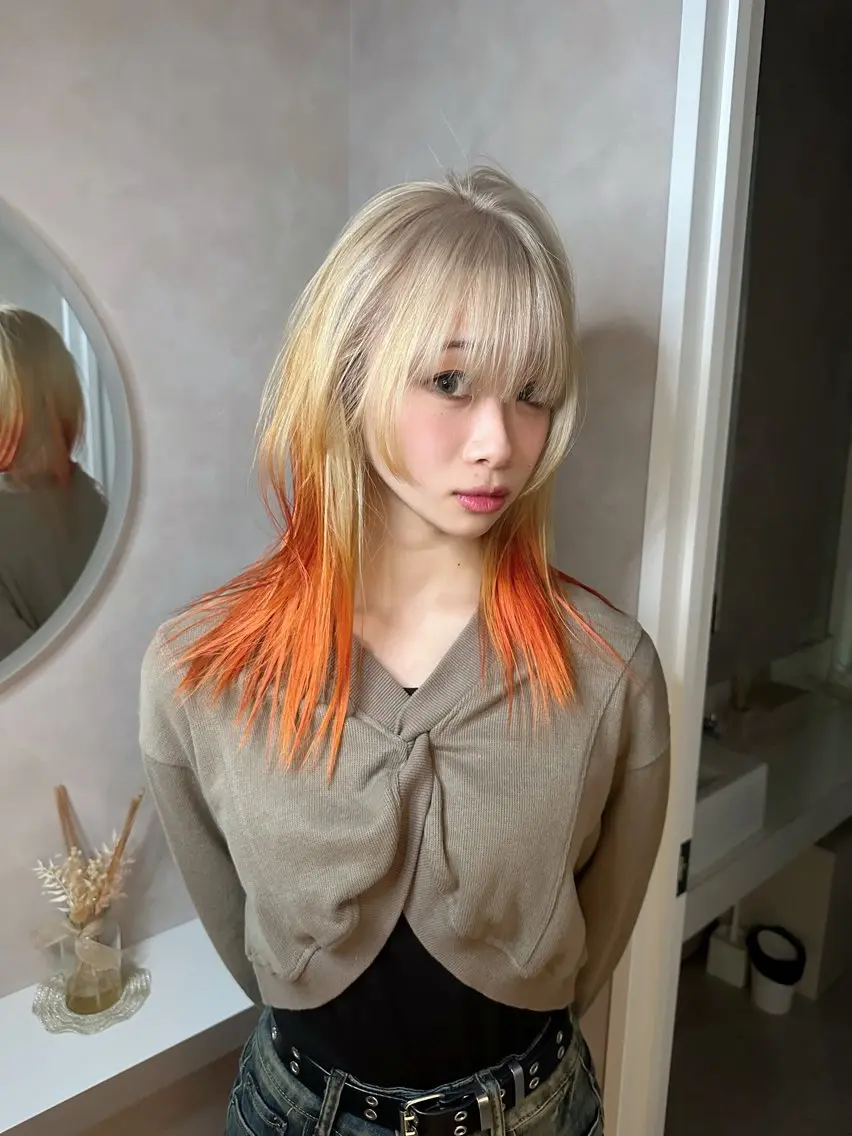ミディアム カラー カット ヘアカラー トリートメント ダメージレスブリーチ HIROSHIのヘアスタイル