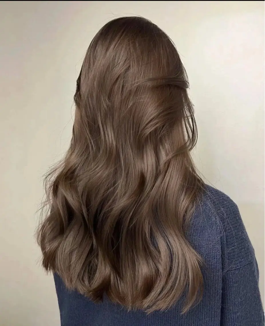 カラー ブリーチ ブリーチなしカラー ヘアカラー トリートメント ヘアセット 韓国風レイヤーカラー ライムのヘアスタイル